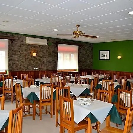 Hotel Restaurante Camelias 2*