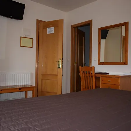 Restaurante Camelias فندق 2*