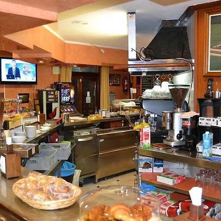 Restaurante Camelias Hotel 2*